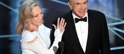Dunaway y Warren Beatty volverán a presentar el Oscar a la Mejor Película
