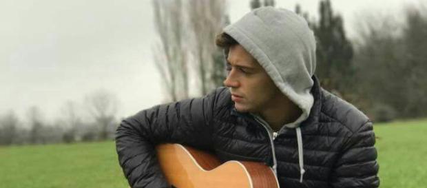 Inspirado Tocando Guitarra . . . Inspirado Tocando Guitarra . . .