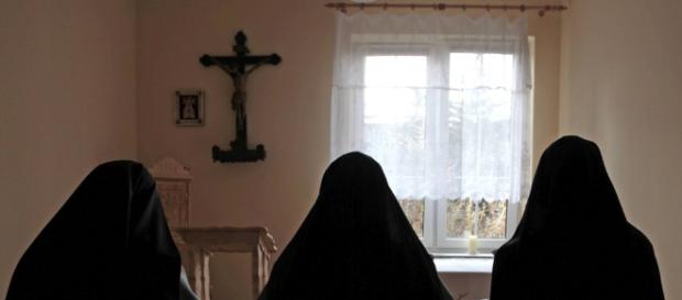 Kobiety w kościele już nie będą cicho siedzieć (fot. gazeta.pl) Kobiety w kościele już nie będą cicho siedzieć (fot. gazeta.pl)