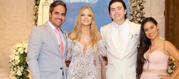 Os noivos se emocionaram bastante durante o casamento Os noivos se emocionaram bastante durante o casamento