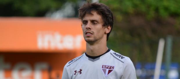 Rodrigo Caio não participou os treinos desta sexta Rodrigo Caio não participou os treinos desta sexta