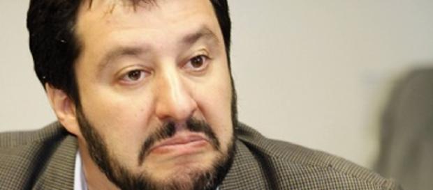 Salvini: "Querelerò De Magistris, non può vietarmi di venire a Napoli" - zon.it Salvini: "Querelerò De Magistris, non può vietarmi di venire a Napoli" - zon.it