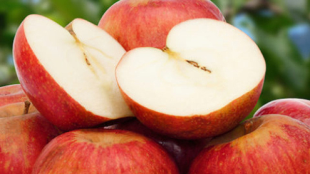 Mela annurca per combattere la caduta dei capelli della chemioterapia