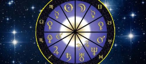 Cosa dicono le stelle: Oroscopo di Corinne dal 3 al 10 gennaio - targatocn.it