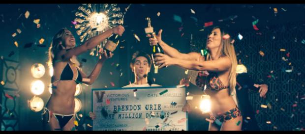 Brendon Urie in his music video for "Victorious" (2015) Image via: Fueled By Ramen/ Youtube sccreenshot Brendon Urie in his music video for "Victorious" (2015) Image via: Fueled By Ramen/ Youtube sccreenshot