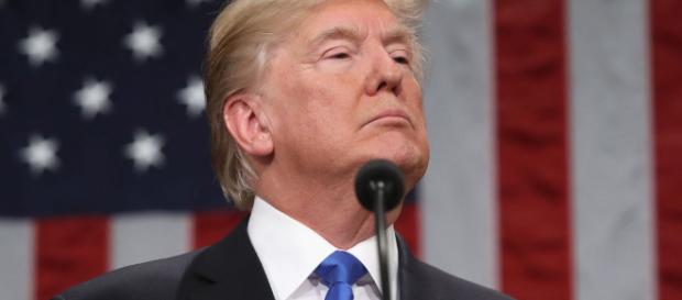 Donald Trump says FBI memo 'totally vindicates me' - sky.com Donald Trump says FBI memo 'totally vindicates me' - sky.com