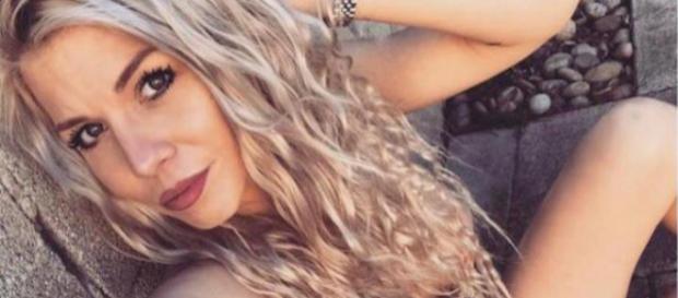 Les Marseillais Australia : Jessica Thivenin gagne-t-elle 60 000 euros par saison ? Les Marseillais Australia : Jessica Thivenin gagne-t-elle 60 000 euros par saison ?