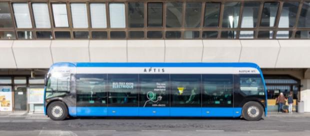 Los nuevos autobuses Aptis son muy diferentes a los autobuses convencionales. Los nuevos autobuses Aptis son muy diferentes a los autobuses convencionales.