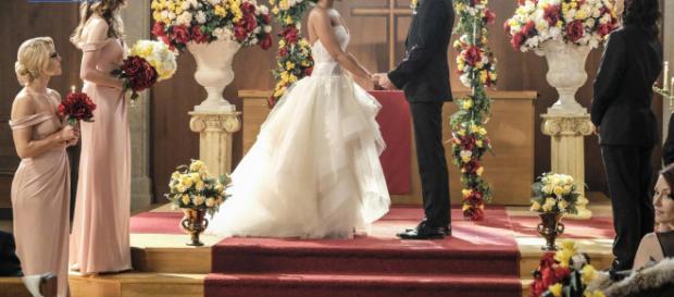 ¿Quién era esa chica que habló con Barry como si lo conociera antes de ir al altar? ¿Quién era esa chica que habló con Barry como si lo conociera antes de ir al altar?