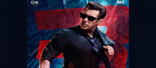 Salman Khan unveils 'Race 3' first poster (Image Credit: Salman Khan/Twitter) Salman Khan unveils 'Race 3' first poster (Image Credit: Salman Khan/Twitter)