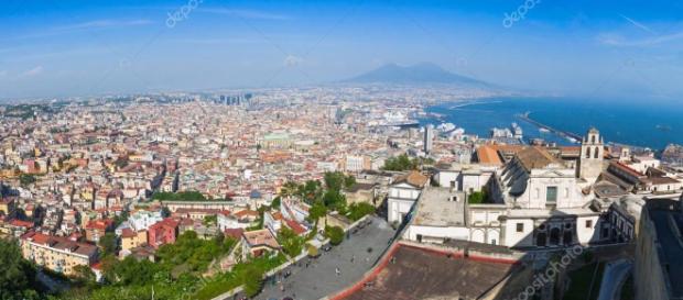 Vista panorámica de la ciudad de Nápoles, Italia — Foto de stock ... - depositphotos.com Vista panorámica de la ciudad de Nápoles, Italia — Foto de stock ... - depositphotos.com