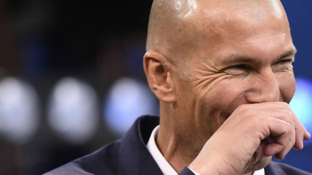Zidane en pince pour un gardien - Libération - liberation.fr