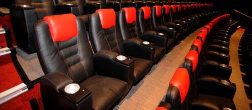 Un giovane è deceduto al Vue Cinema dopo essere stato schiacciato dal poggiapiedi elettrico