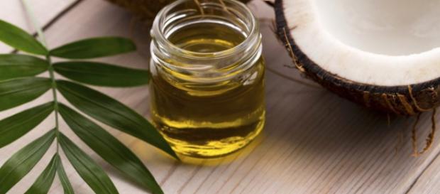 Aceite de Coco vs Aceite de Oliva ¿Cuál es mejor para cocinar? - fitnessenlanube.com Aceite de Coco vs Aceite de Oliva ¿Cuál es mejor para cocinar? - fitnessenlanube.com