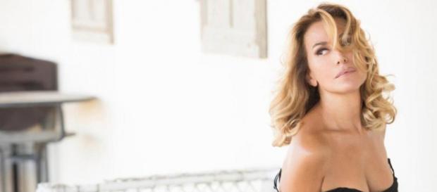 Barbara D'Urso sarà la nuova conduttrice del Grande Fratello. Barbara D'Urso sarà la nuova conduttrice del Grande Fratello.