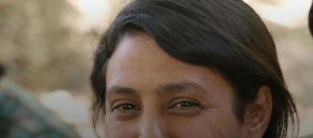 La exhibición del cadáver mutilado de una miliciana eleva el nivel ... - elespanol.com La exhibición del cadáver mutilado de una miliciana eleva el nivel ... - elespanol.com