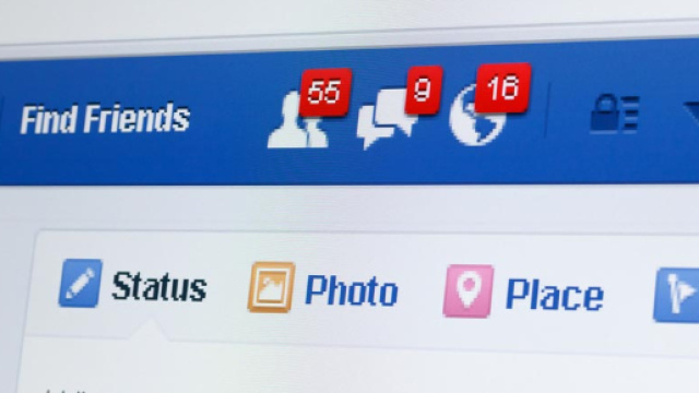 Allarme false amicizie su Facebook