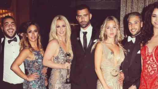 Quand Les Anges 10 rencontrent la chanteuse américaine Britney Spears