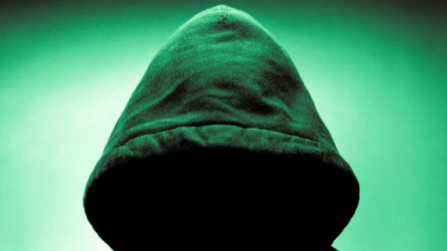 Utente sconosciuto nascosto dietro l'apparenza di un profilo Facebook (Fonte: AncientExplorers.com)