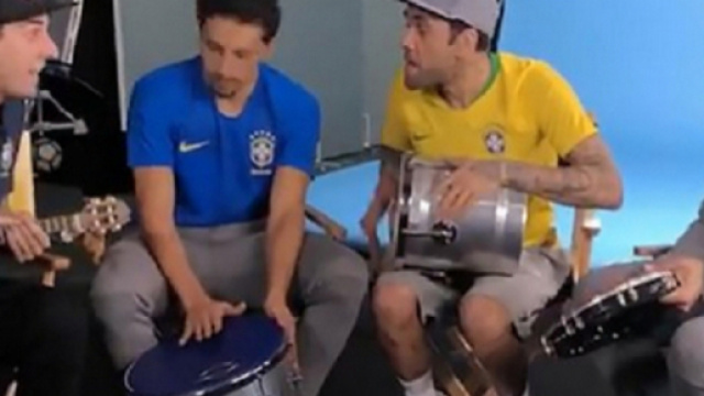 Vidéo : les Brésiliens du PSG chantent et jouent sur les airs de la samba