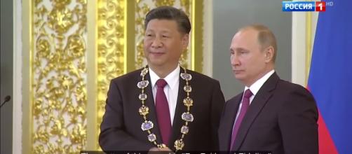 Putin and Xi meet. Photo-(image credit- Vesti news-Youtube.com)
