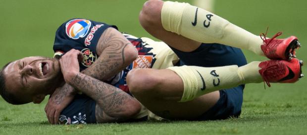 Ménez causaría baja por lesión hasta por 6 semanas. Ménez causaría baja por lesión hasta por 6 semanas.