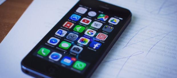 Image of a smartphone via Pixabay Image of a smartphone via Pixabay