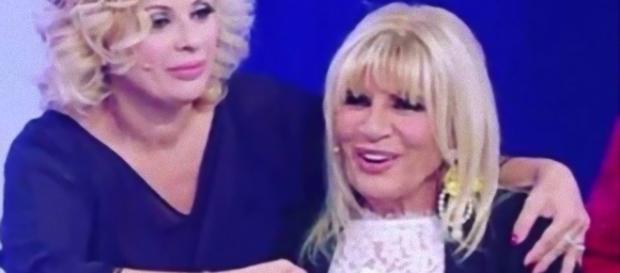Uomini e Donne, Tina Cipollari annuncio choc. Uomini e Donne, Tina Cipollari annuncio choc.