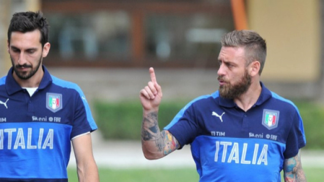 Astori, squadre azzurre con lutto al braccio. Bandiere a mezz'asta ... - ilmessaggero.it