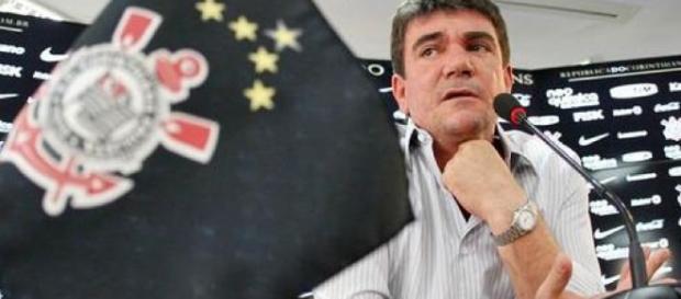 O gestor é muito querido por parte da torcida O gestor é muito querido por parte da torcida