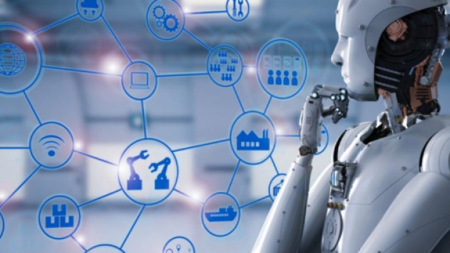 In alto, un robot intento a lavorare sui compiti assegnati