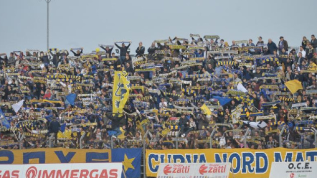 Serie B: invasione dei tifosi ospiti, il Sindaco firma l'Ordinanza