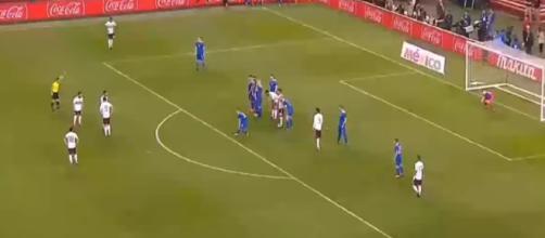 Mexico plays Iceland in a match. - [AppKoraHD-TV / YouTube screencap]