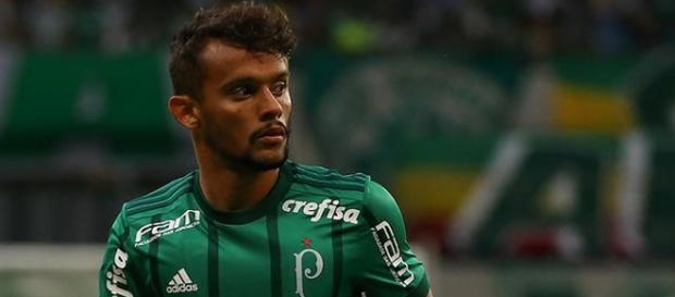 O jogador caiu nas graças da torcida, desde que chegou. (foto reprodução). O jogador caiu nas graças da torcida, desde que chegou. (foto reprodução).