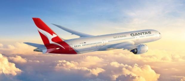 La línea aérea Qantas viajará sin escalas entre Australia y Londres. La línea aérea Qantas viajará sin escalas entre Australia y Londres.