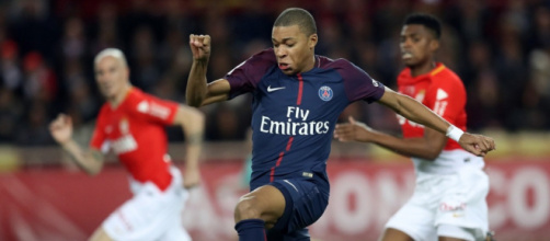 L'ancien Monégasque, Kylian Mbappé, est le nouveau fer de lance de l'attaque parisienne. (bfmtv.com)