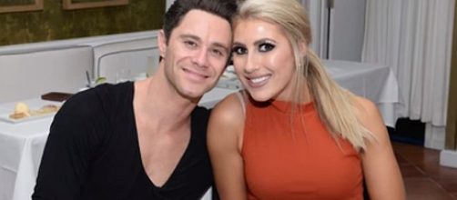 'Dancing with the Stars' pro dancers Emma Slater and Sasha Farber are married [Image: Access/YouTube screenshot]