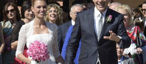 Fabrizio Frizzi ha sposato la sua Carlotta Mantovan dopo 12 anni ... - sposamania.it
