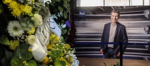 Funerali Fabrizio Frizzi: tantissimi volti della televisione italiana per l'ultimo saluto