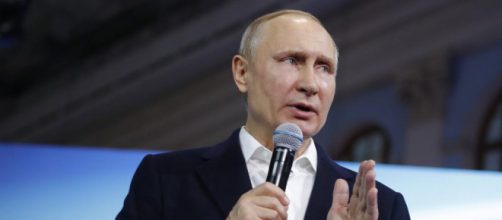 "Putin asegura que Rusia no tiene el agente químico que envenenó al exagente ruso" - lavanguardia.com