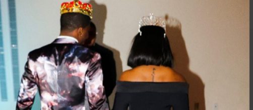 Reginae Cater and YFN Lucci crowned king and queen of InstaGala. [Image via Reginae Carter/Instagram]
