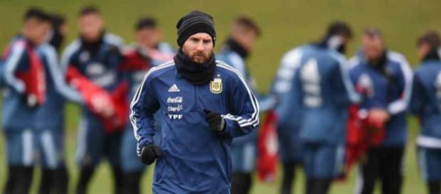 Condição de Leo Messi continua preocupando Condição de Leo Messi continua preocupando