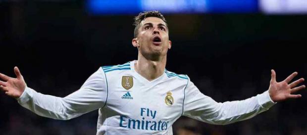 Cristiano Ronaldo muito por dentro das negociações do Real Cristiano Ronaldo muito por dentro das negociações do Real