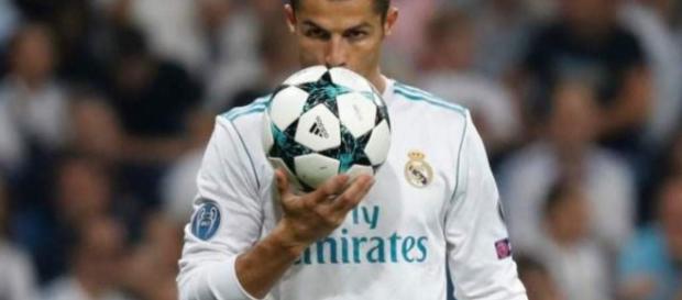 París en la mira! Las 24 ciudades donde Cristiano Ronaldo ha ... - diez.hn París en la mira! Las 24 ciudades donde Cristiano Ronaldo ha ... - diez.hn