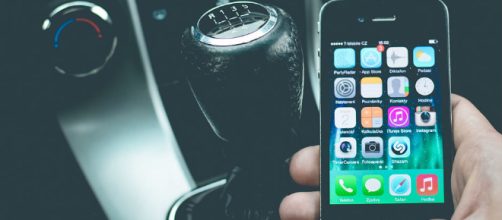 Five top car buying apps for your phone. - [Image source: CC0/Pixabay]