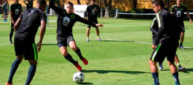 América hace su entrenamiento sin 4 elementos. América hace su entrenamiento sin 4 elementos.