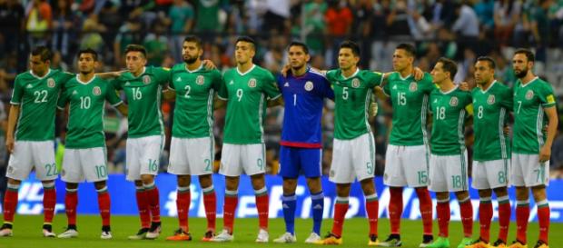 América y Chivas se pelean por seleccionado nacional. América y Chivas se pelean por seleccionado nacional.