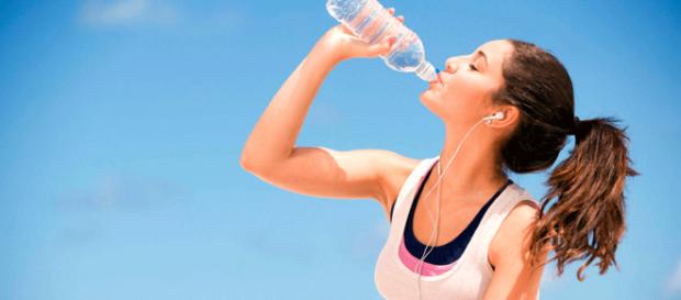 El agua filtrada hidrata y protege la salud de agentes contaminantes. - eldiariodelanena.com El agua filtrada hidrata y protege la salud de agentes contaminantes. - eldiariodelanena.com