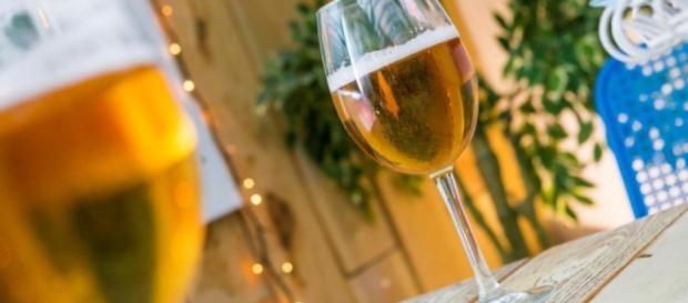El consumo moderado de alcohol tiene efectos beneficiosos para la salud El consumo moderado de alcohol tiene efectos beneficiosos para la salud