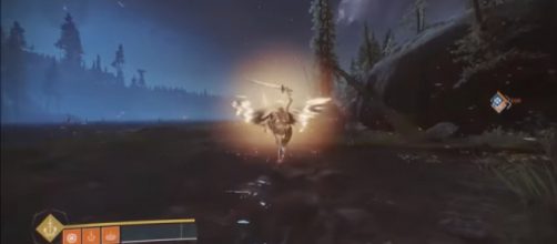 A screenshot of a Dawnblade Warlock in 'Destiny 2' - YouTube/MoreConsole